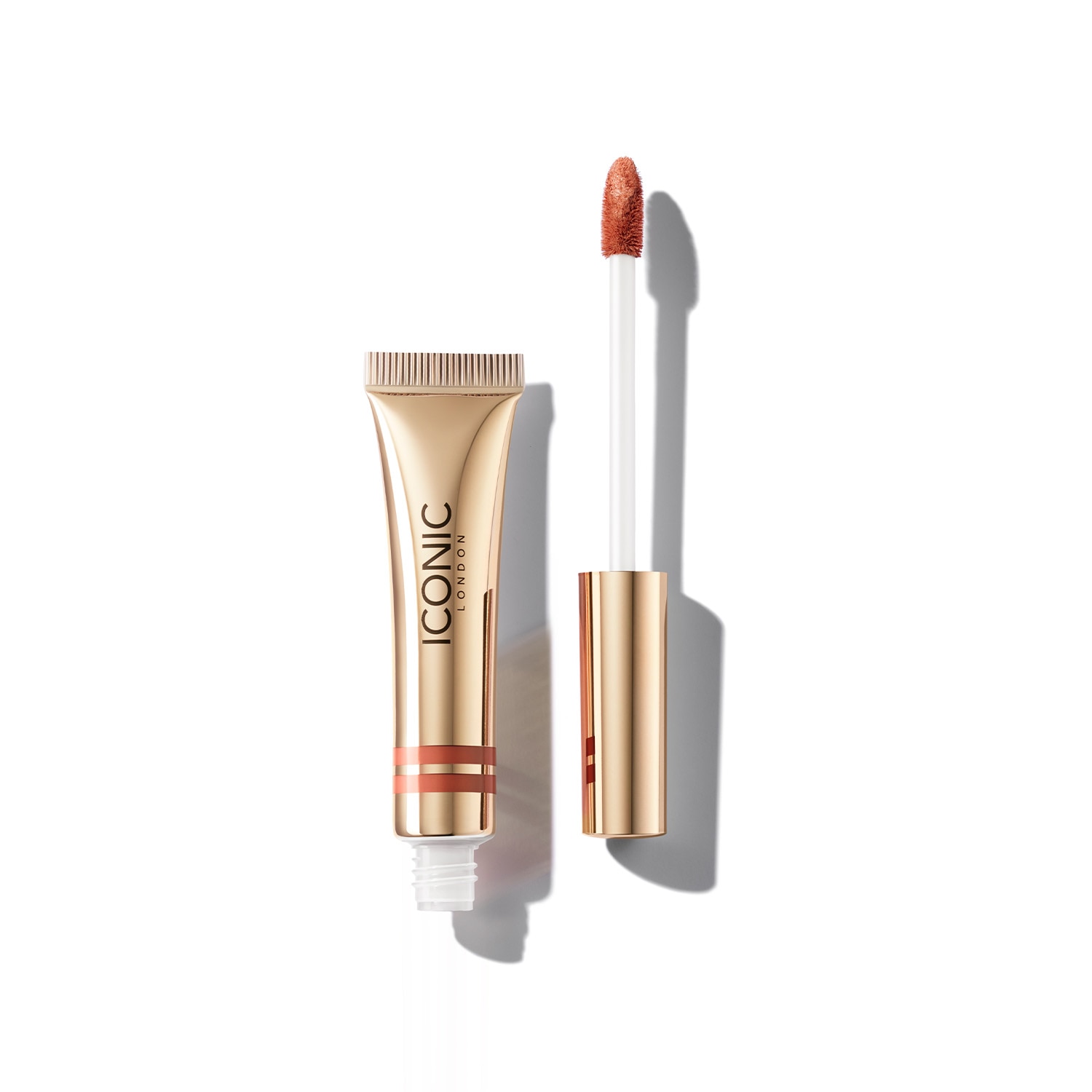 CLOUD KISS MATTE LIP MOUSSE BY ICONIC LONDON ( MOUSSE LABIAL)